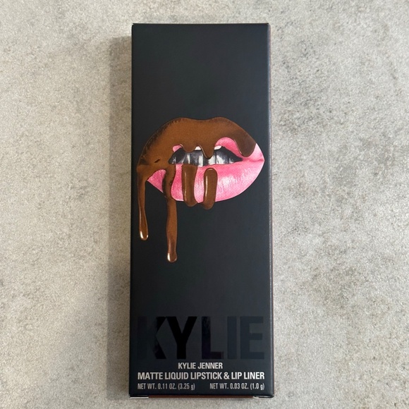 NEW Kylie Jenner Cosmetics Matte Lip Kit DOLCE K - Picture 2 of 8
